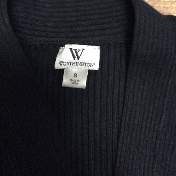 Top - Picture 2 of 2